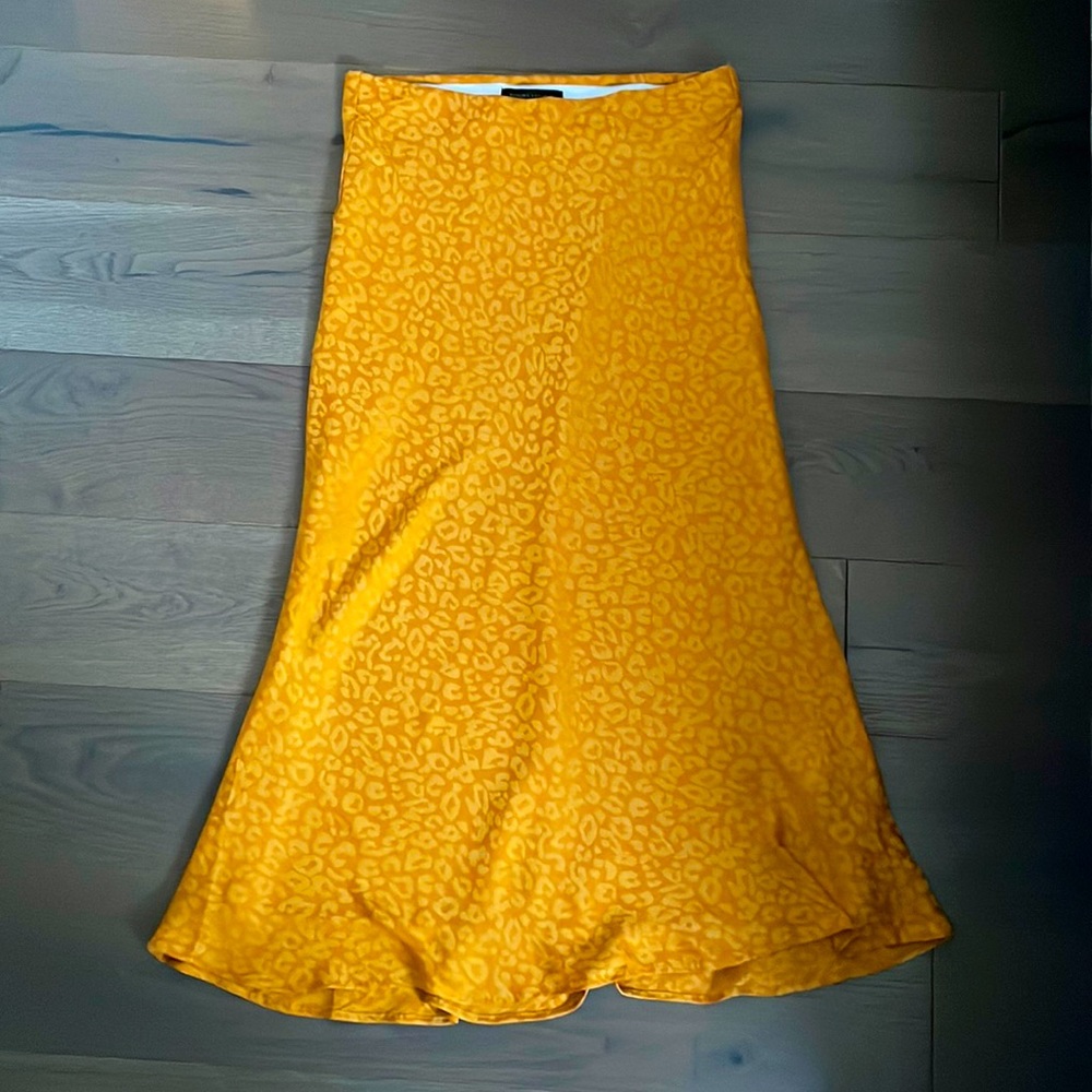 NWOT Bias cut midi skirt.